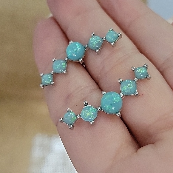 Opalescent Bubble Stud Crawlers - Picture 4 of 8